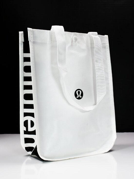 lululemon swag bag Everywhere Belt  Myers Park Wagon while plenty of pockets keep your water bottle Lululemon Logo Shopping Gift Bag